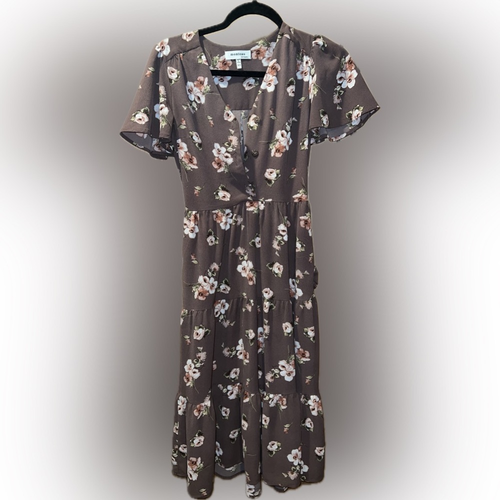 Size: XS
Colour: Brown with flowers
Brand: Montreal